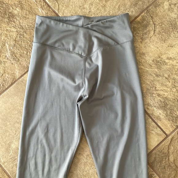 + nwot + AEROPOSTALE Air Soft Crossover High Waisted Leggings - Picture 3 of 7
